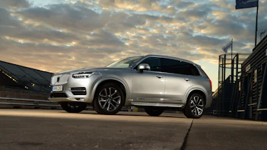 Volvo XC90 COTY offside