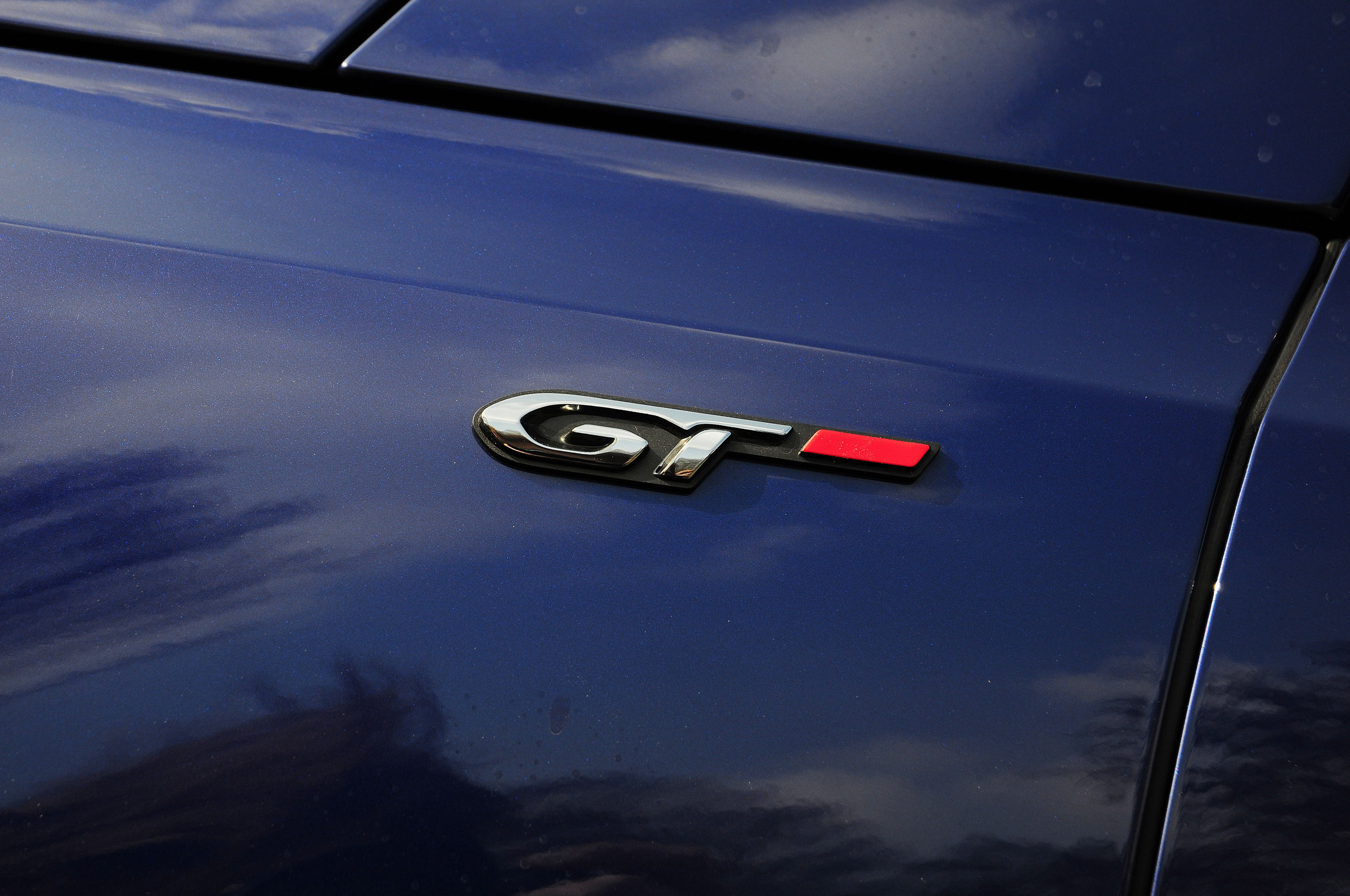 Peugeot 308 SW GT badge