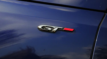 Peugeot 308 SW GT badge