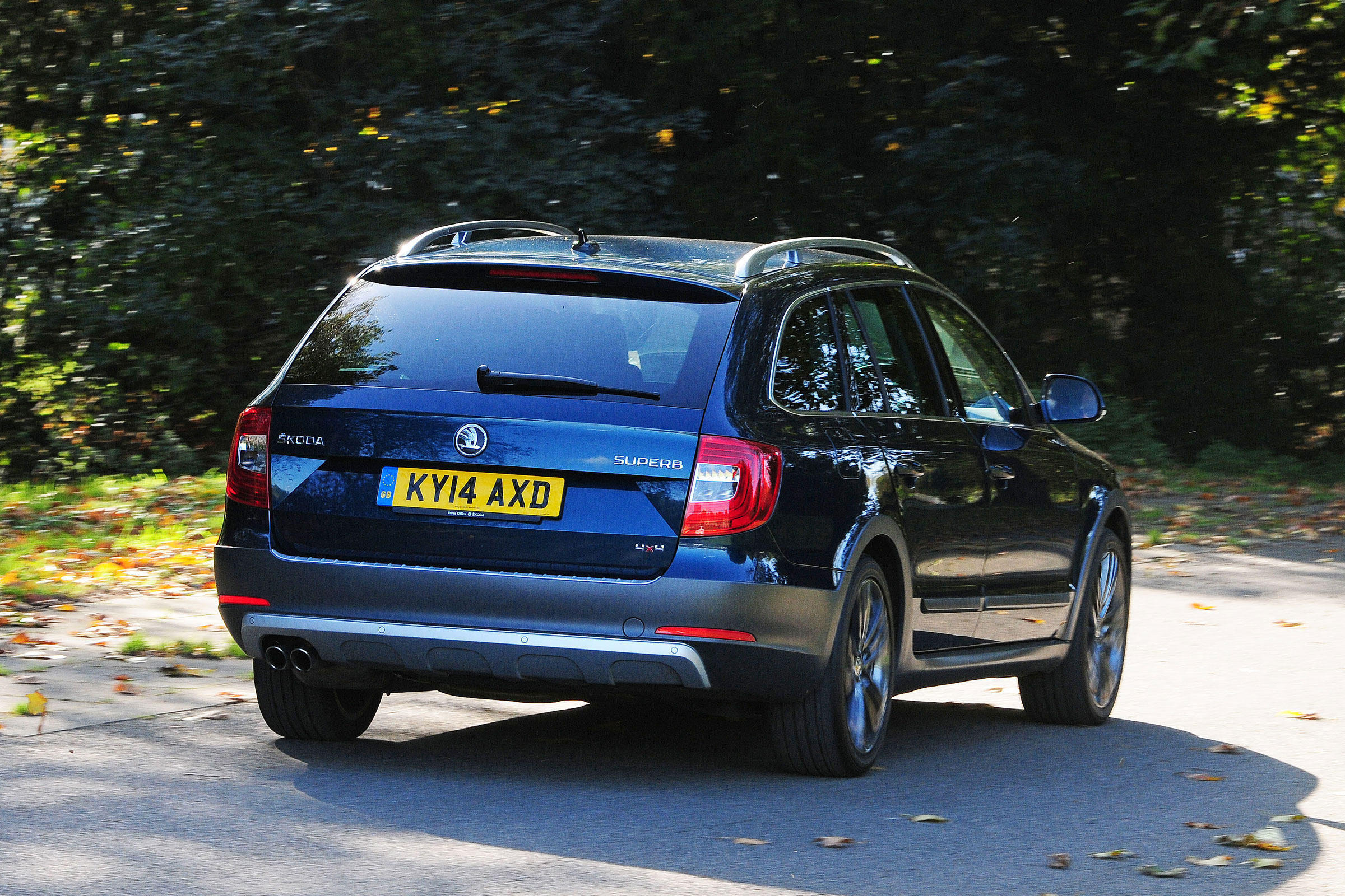 Skoda Superb Estate - rear action