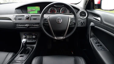 MG6 interior