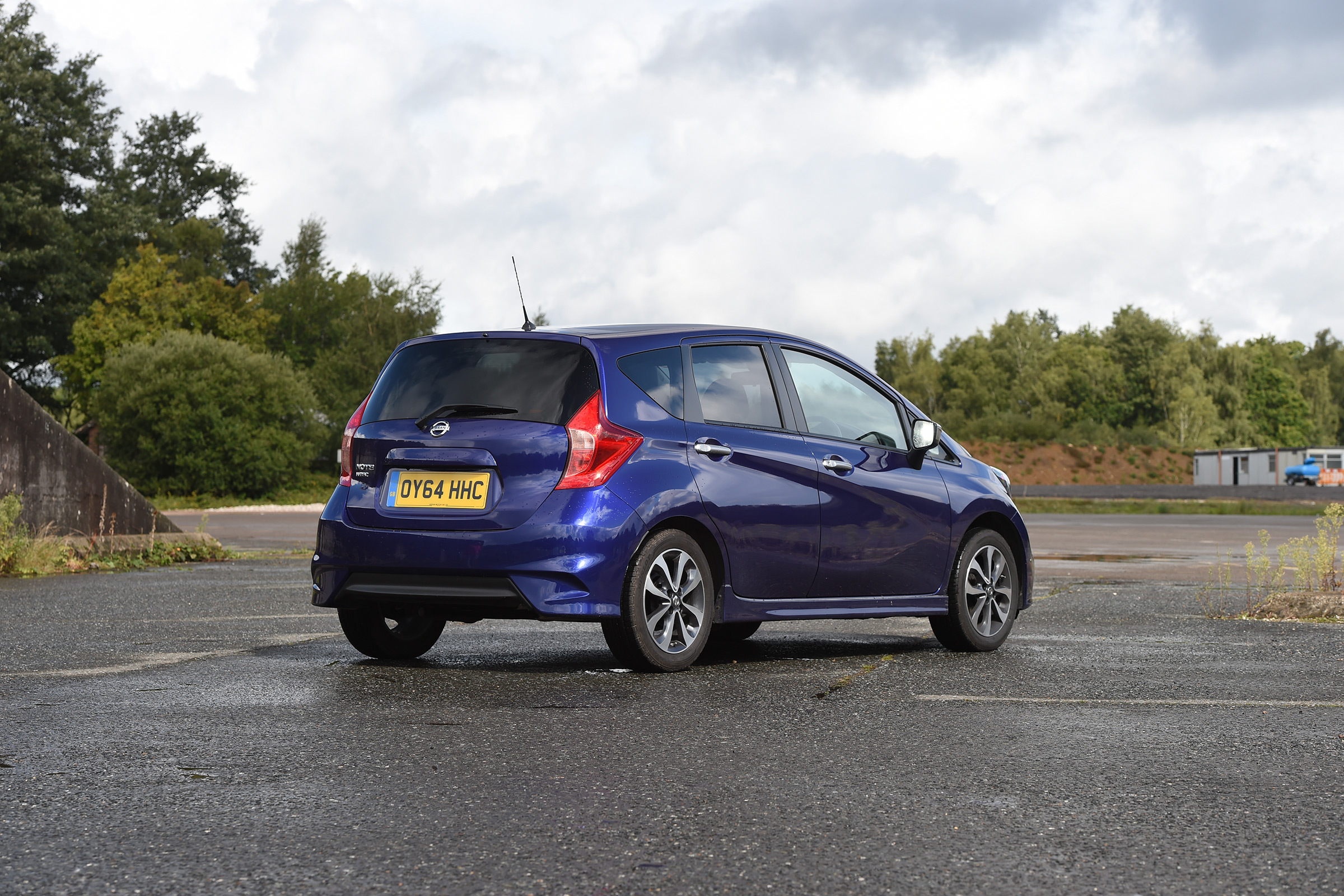 Nissan Note blue rear quarter