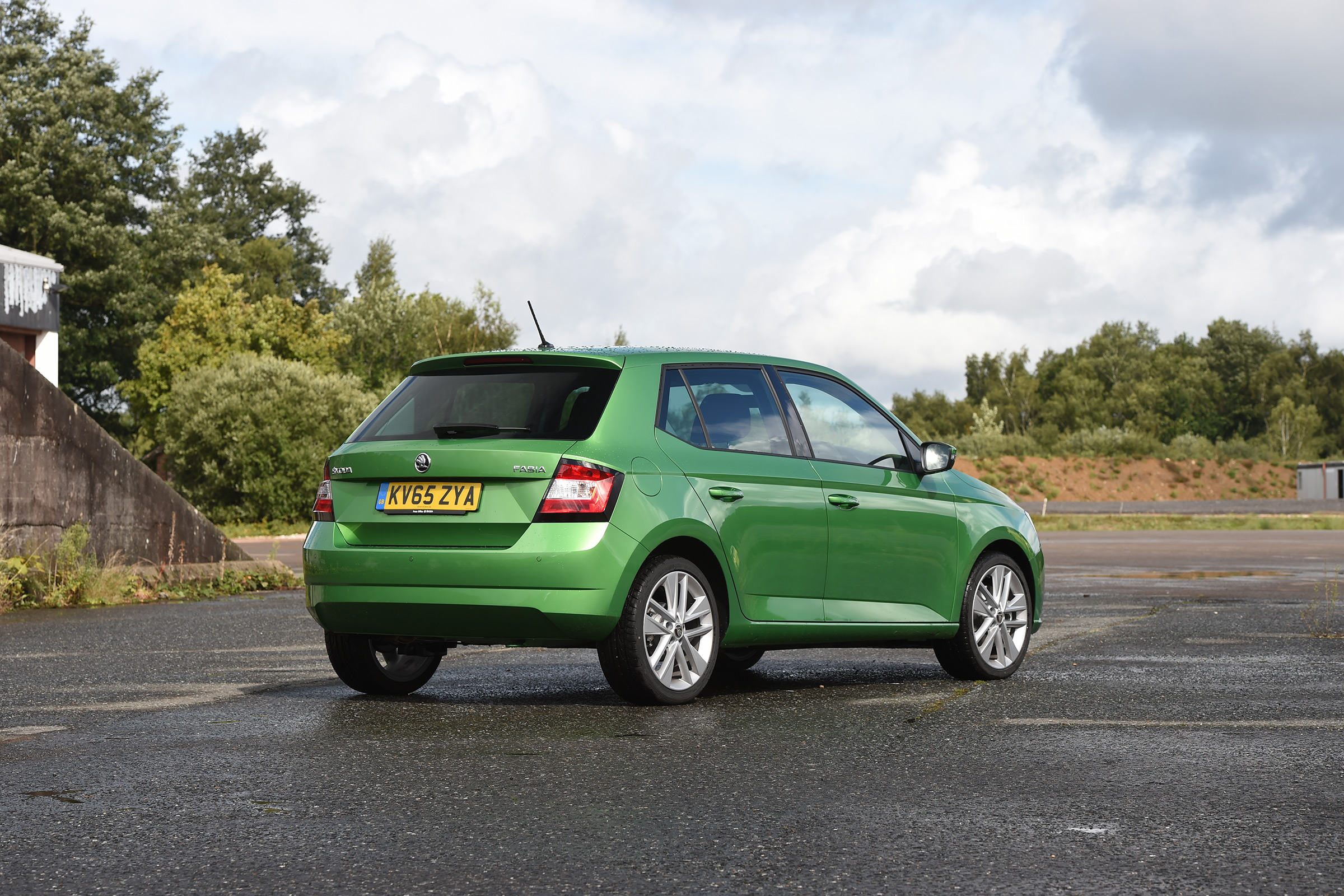Skoda Fabia green rear quarter