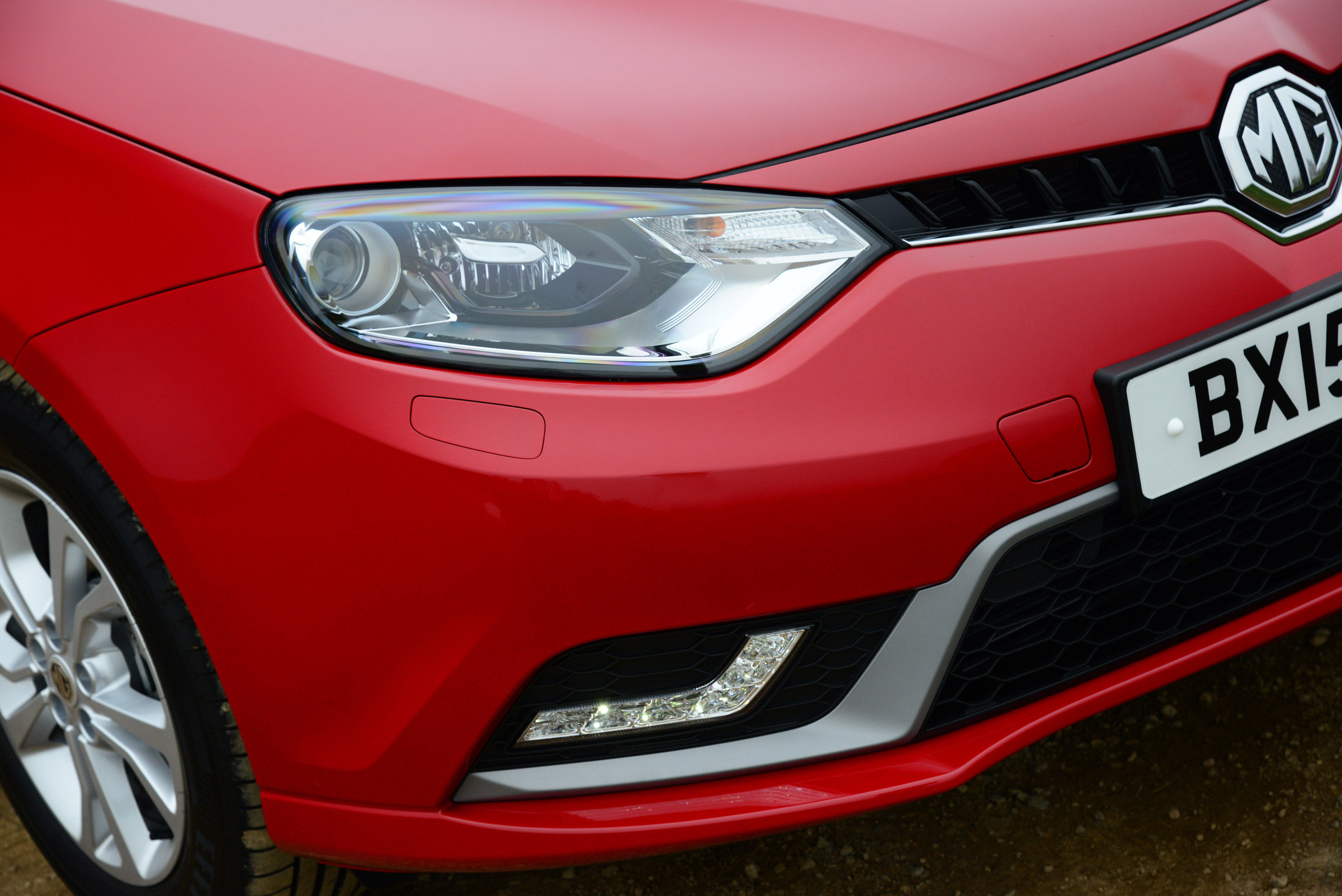 MG6 light