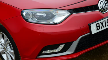 MG6 light