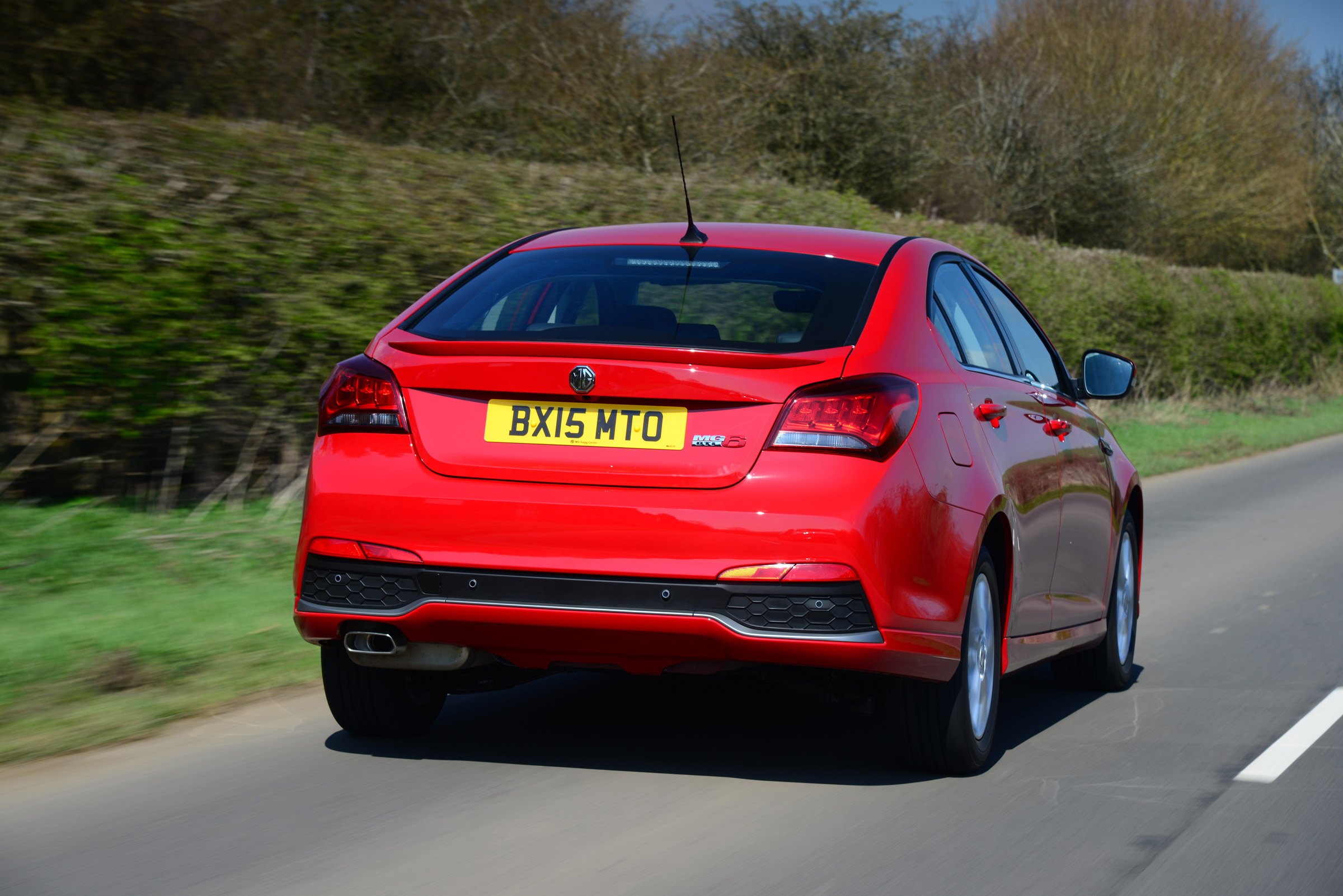 MG6 rear tracking