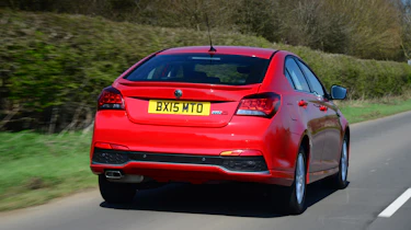 MG6 rear tracking
