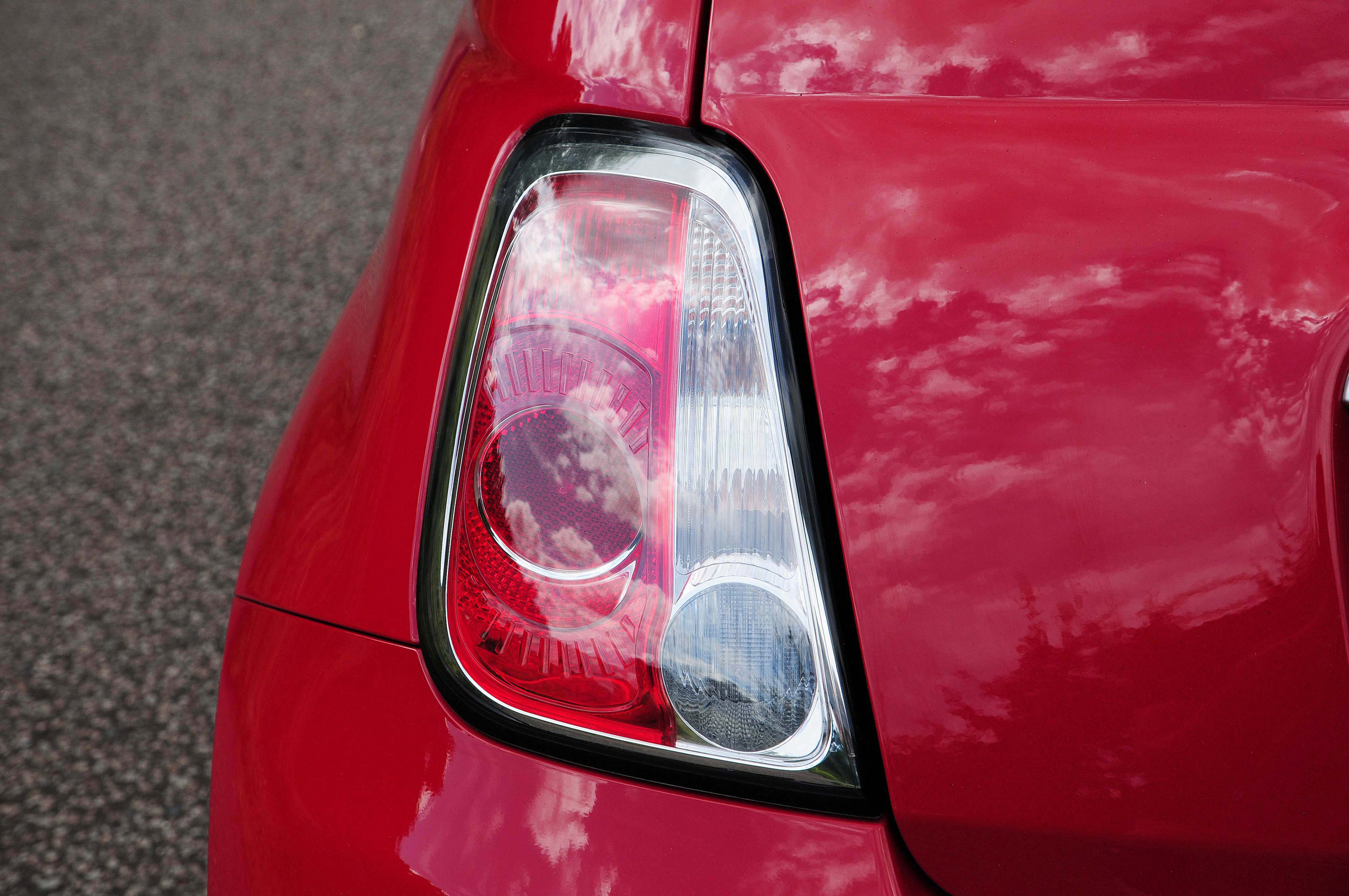 VW Polo GTI 2015 front