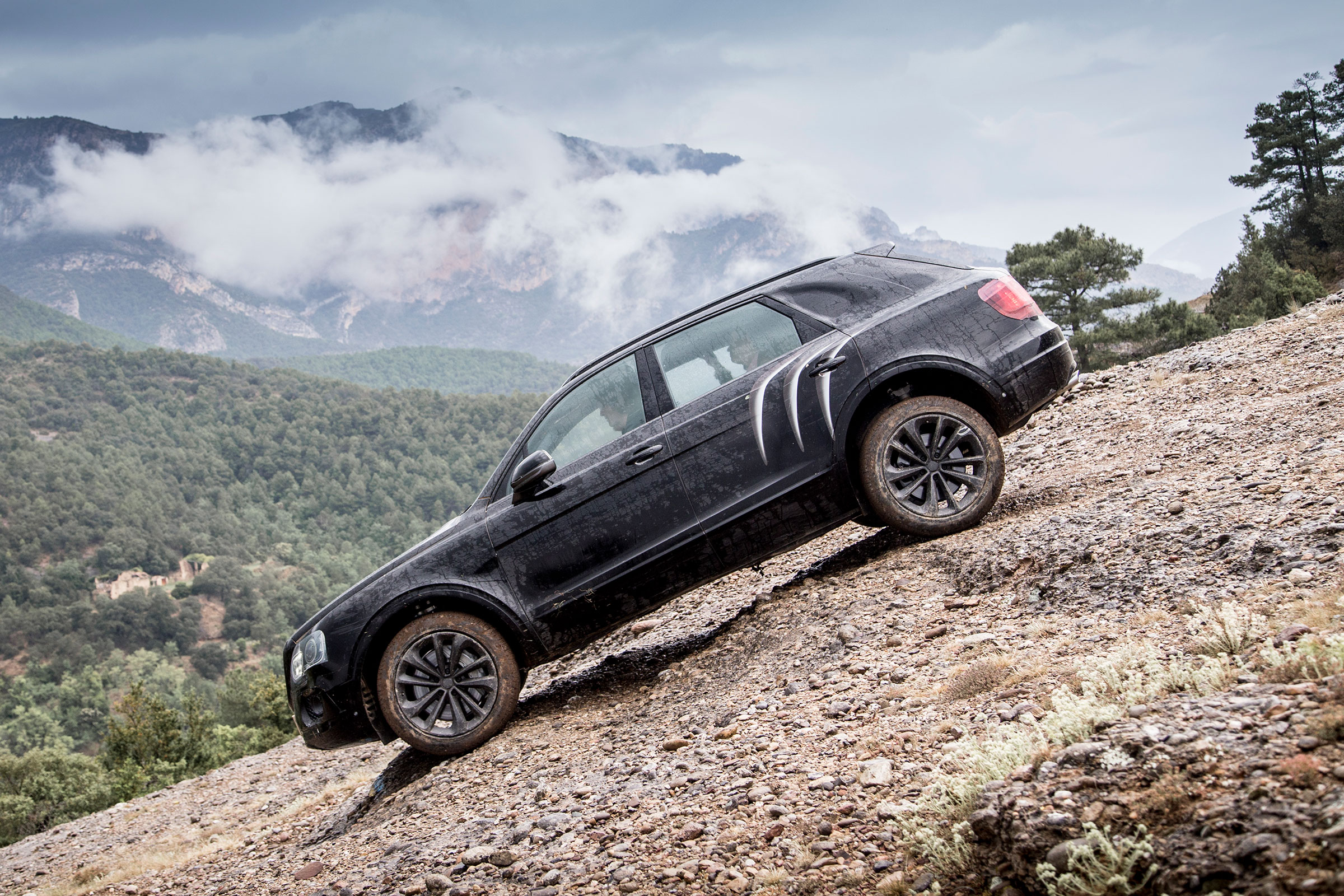 Bentley Bentayga prototype first drive - downhill