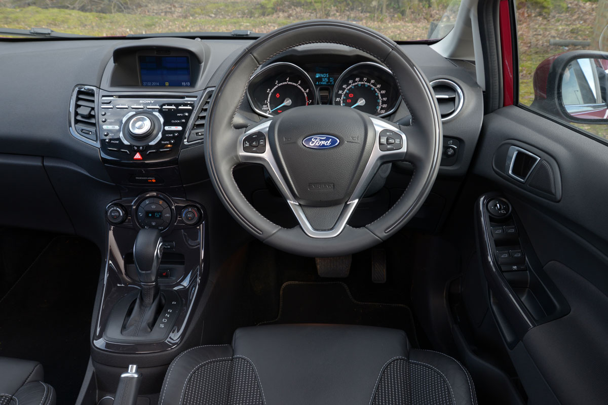 Ford-Fiesta-interior