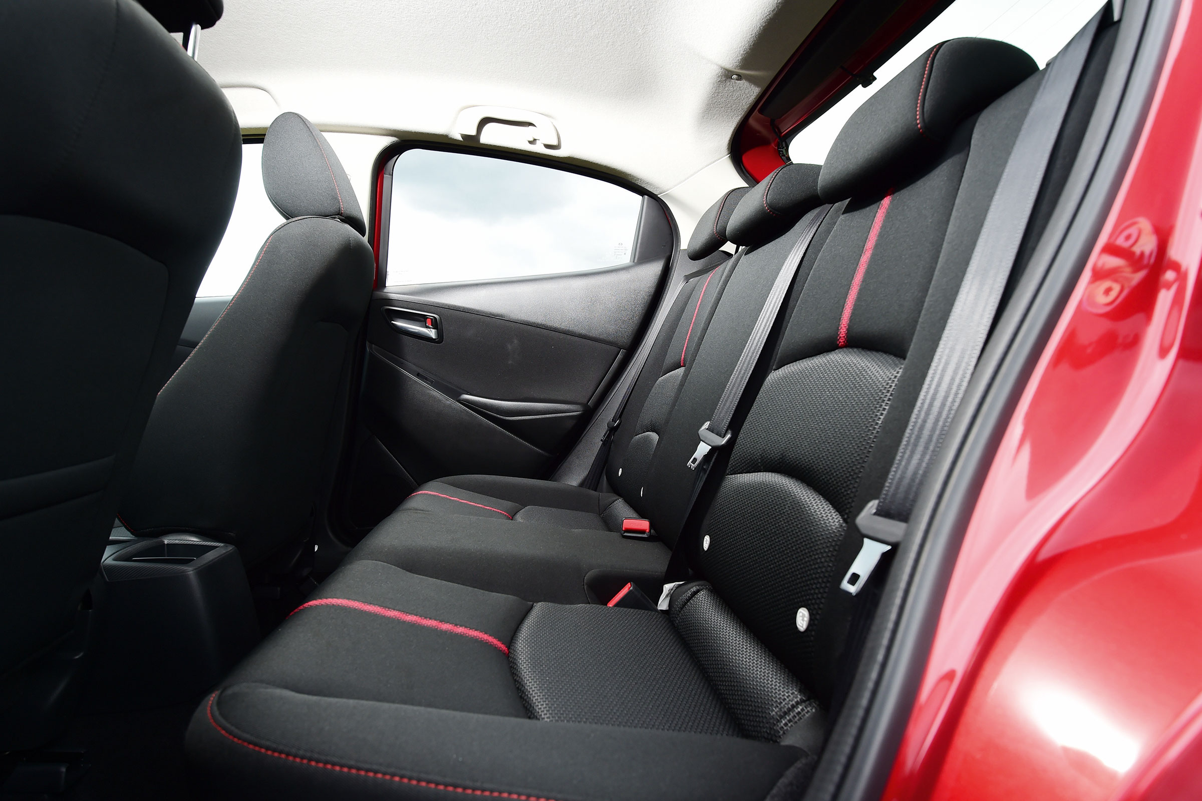 Mazda 2 - rear seats