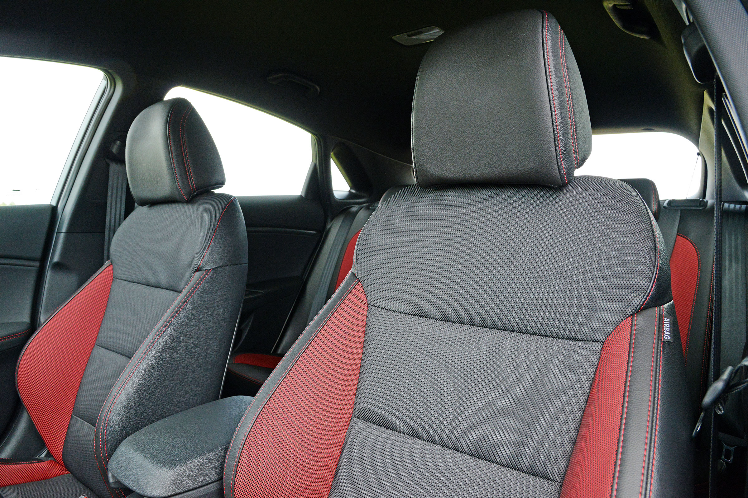 Hyundai i30 Turbo - seats