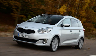 Kia Carens - front tracking
