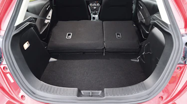 Mazda 2 - boot