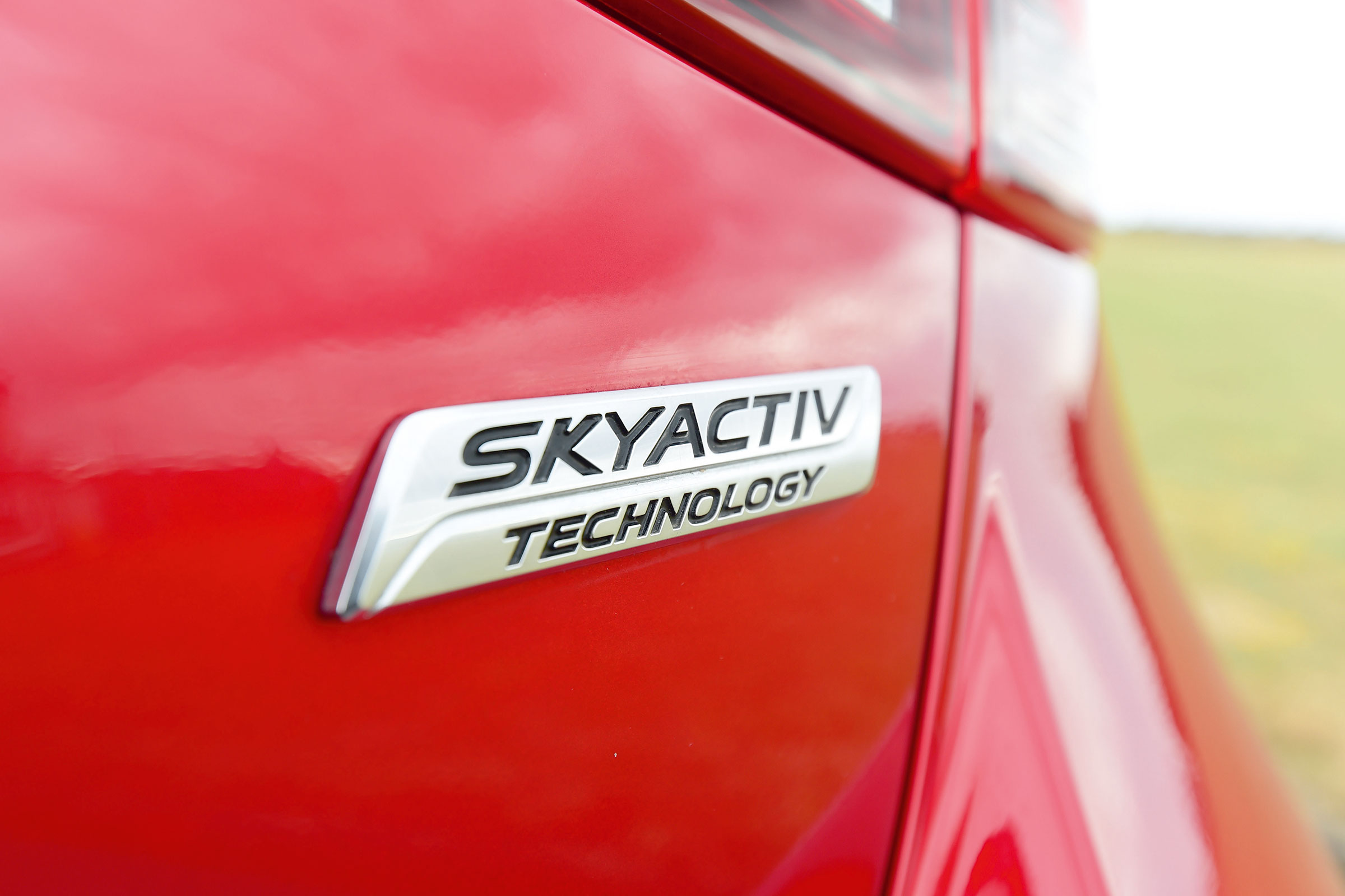Mazda 2 - badge