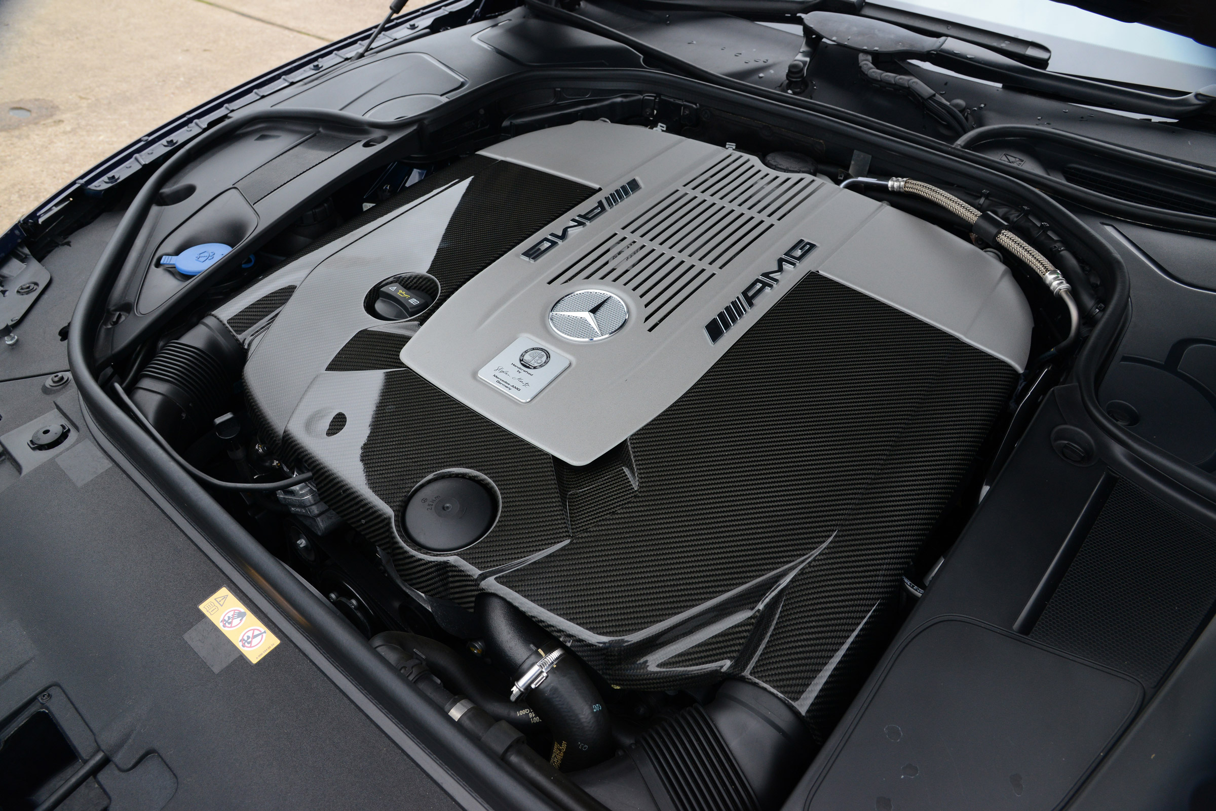 Mercedes S65 AMG engine