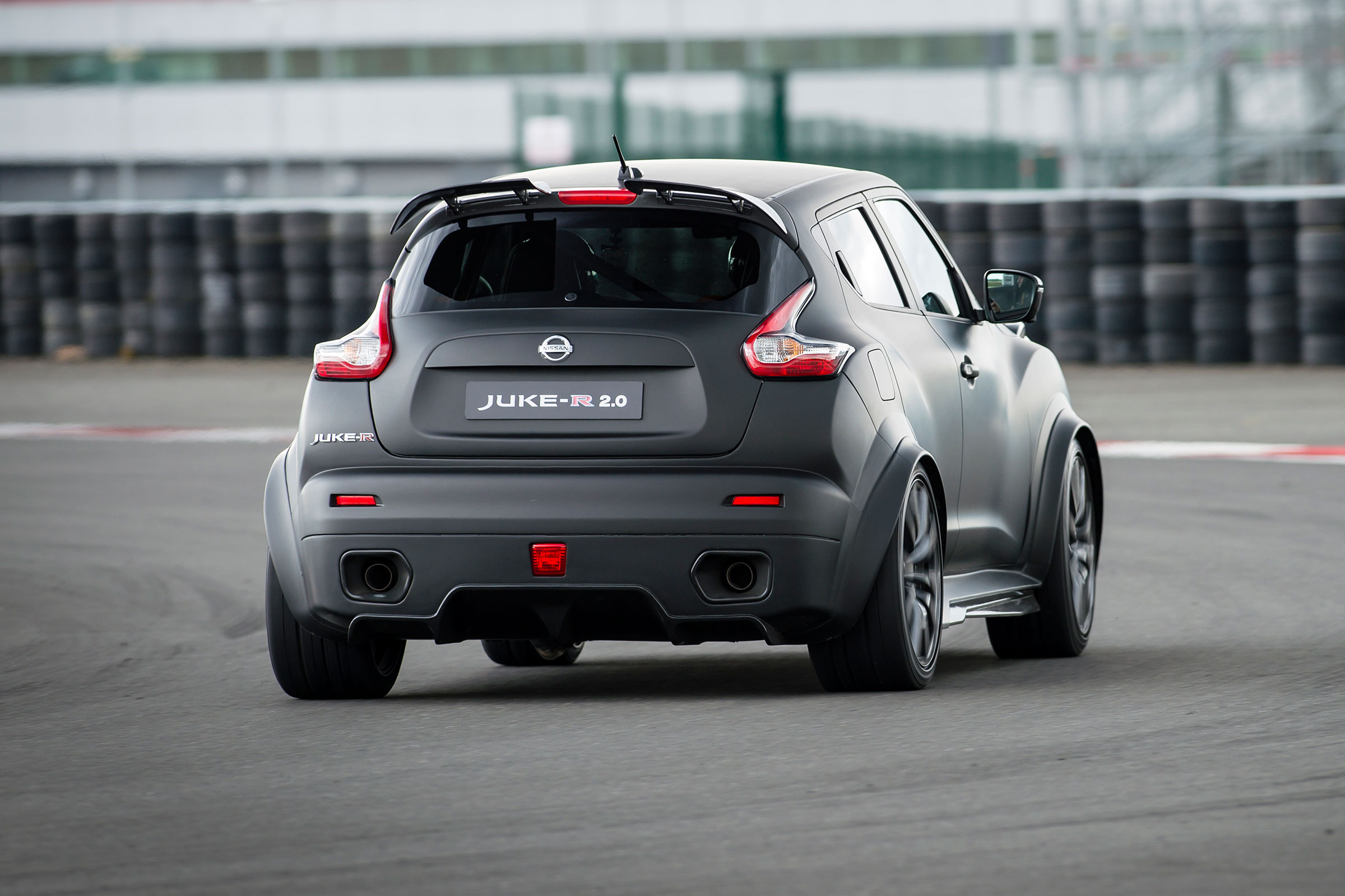Nissan Juke-R 2.0 - rear action