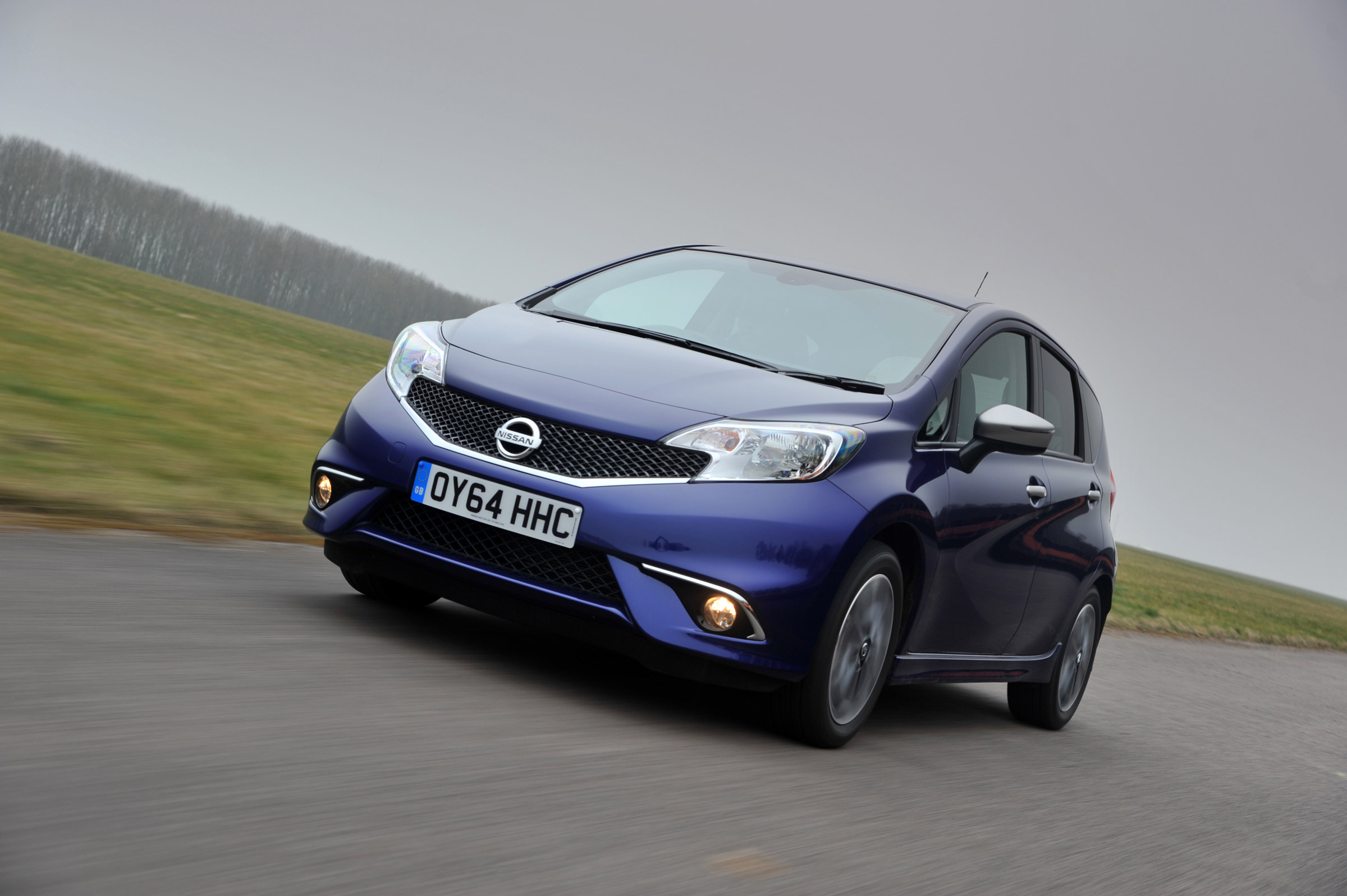 Nissan Note front tracking