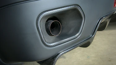 Nissan Juke-R 2.0 - exhaust