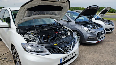 Nissan Pulsar vs Hyundai i30 & Peugeot 308 - engines