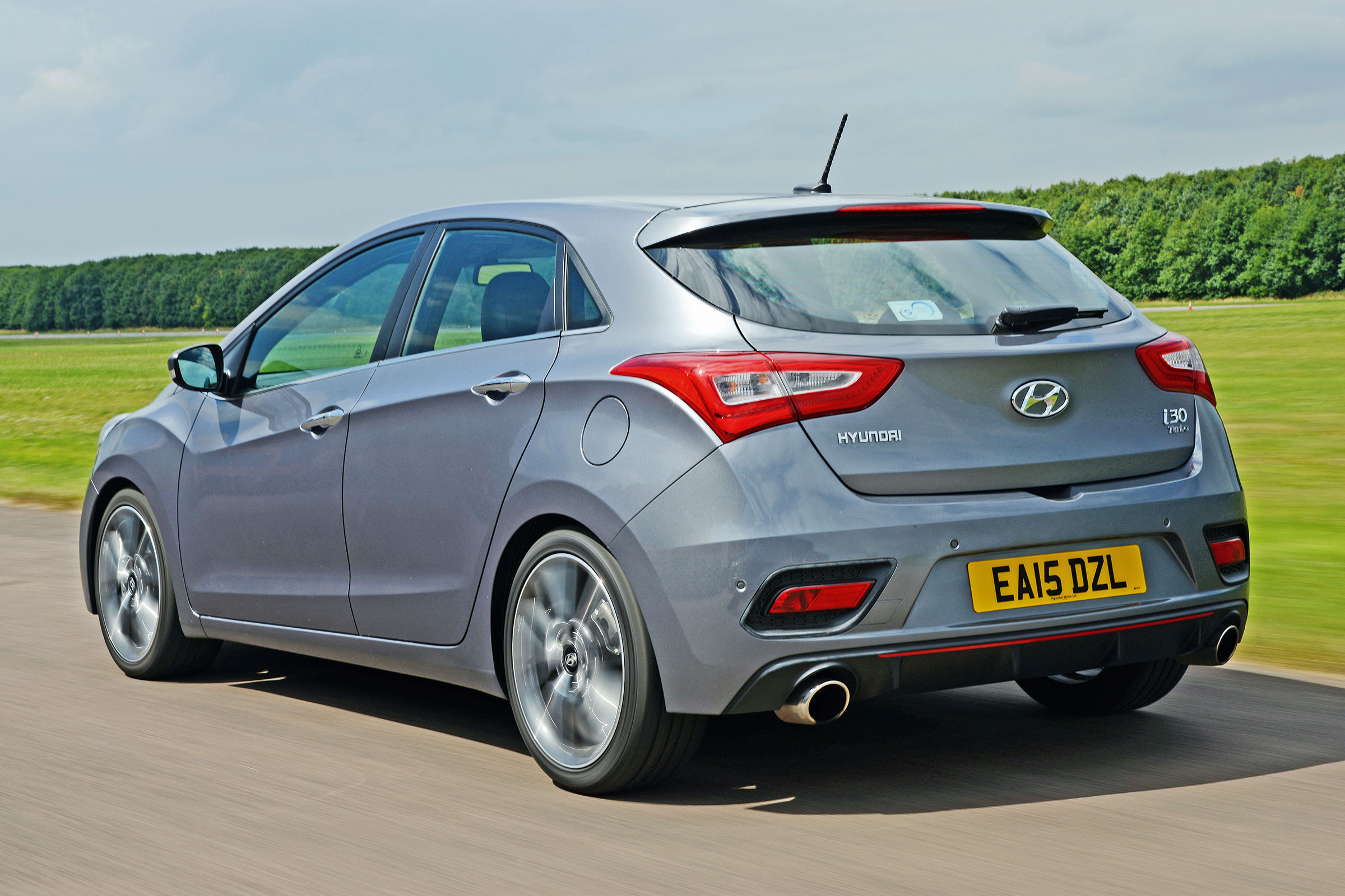 Hyundai i30 Turbo - rear tracking