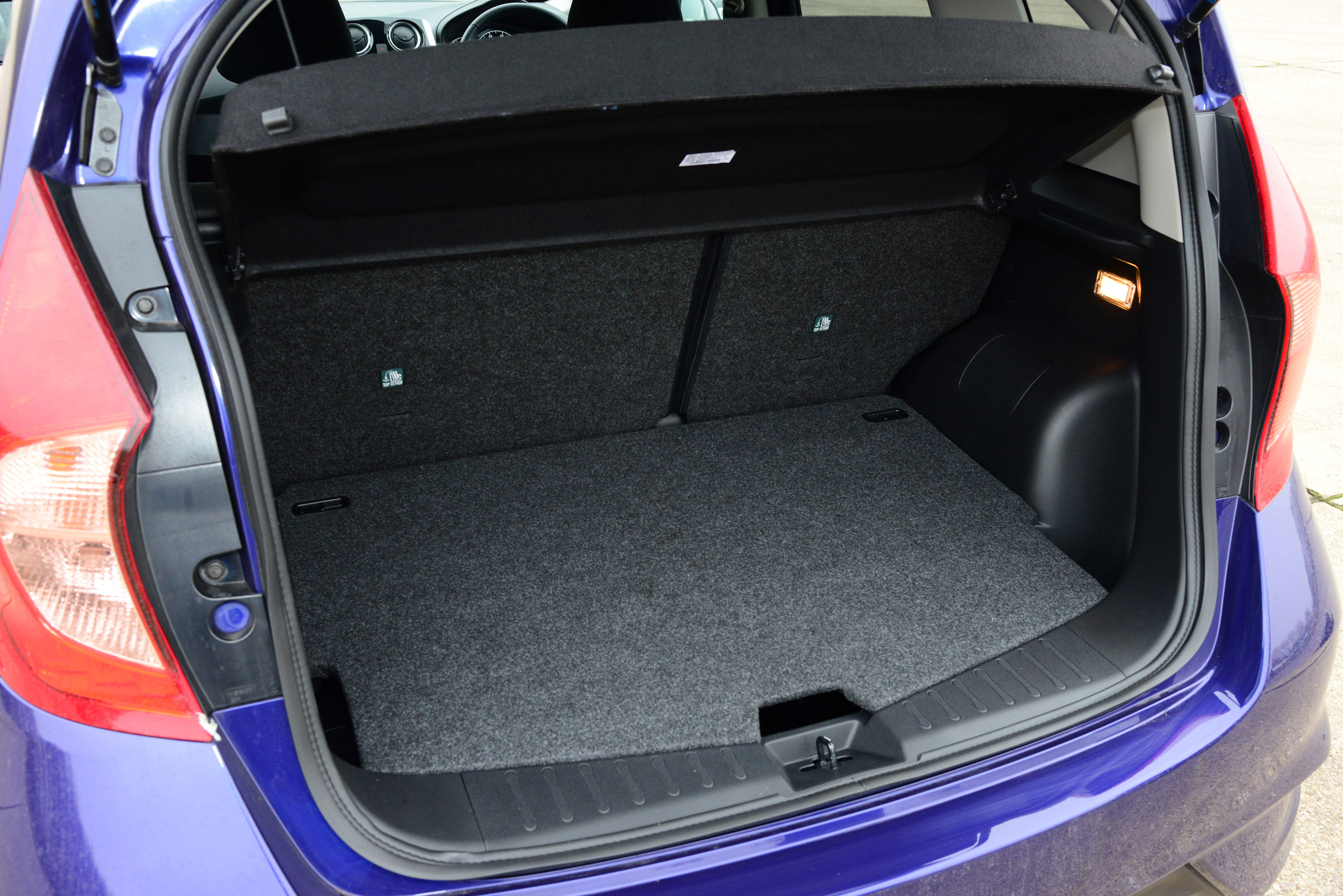 Nissan Note boot