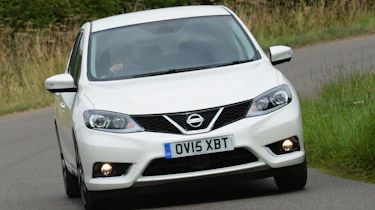 Nissan Pulsar - front cornering