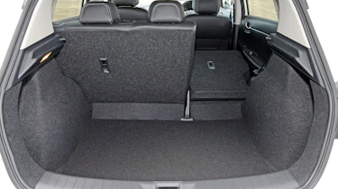 Nissan Pulsar - boot