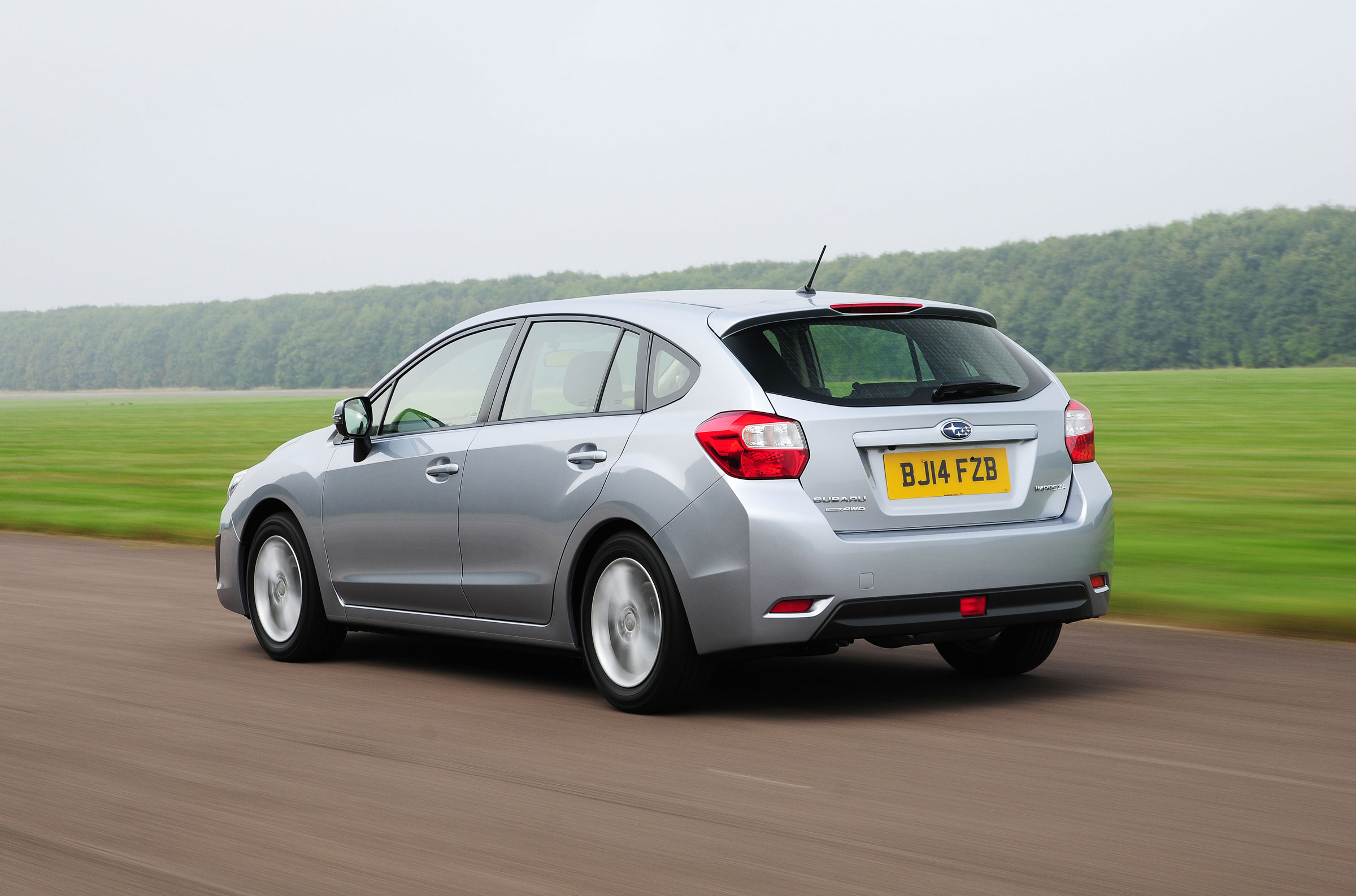 Subaru Impreza rear tracking