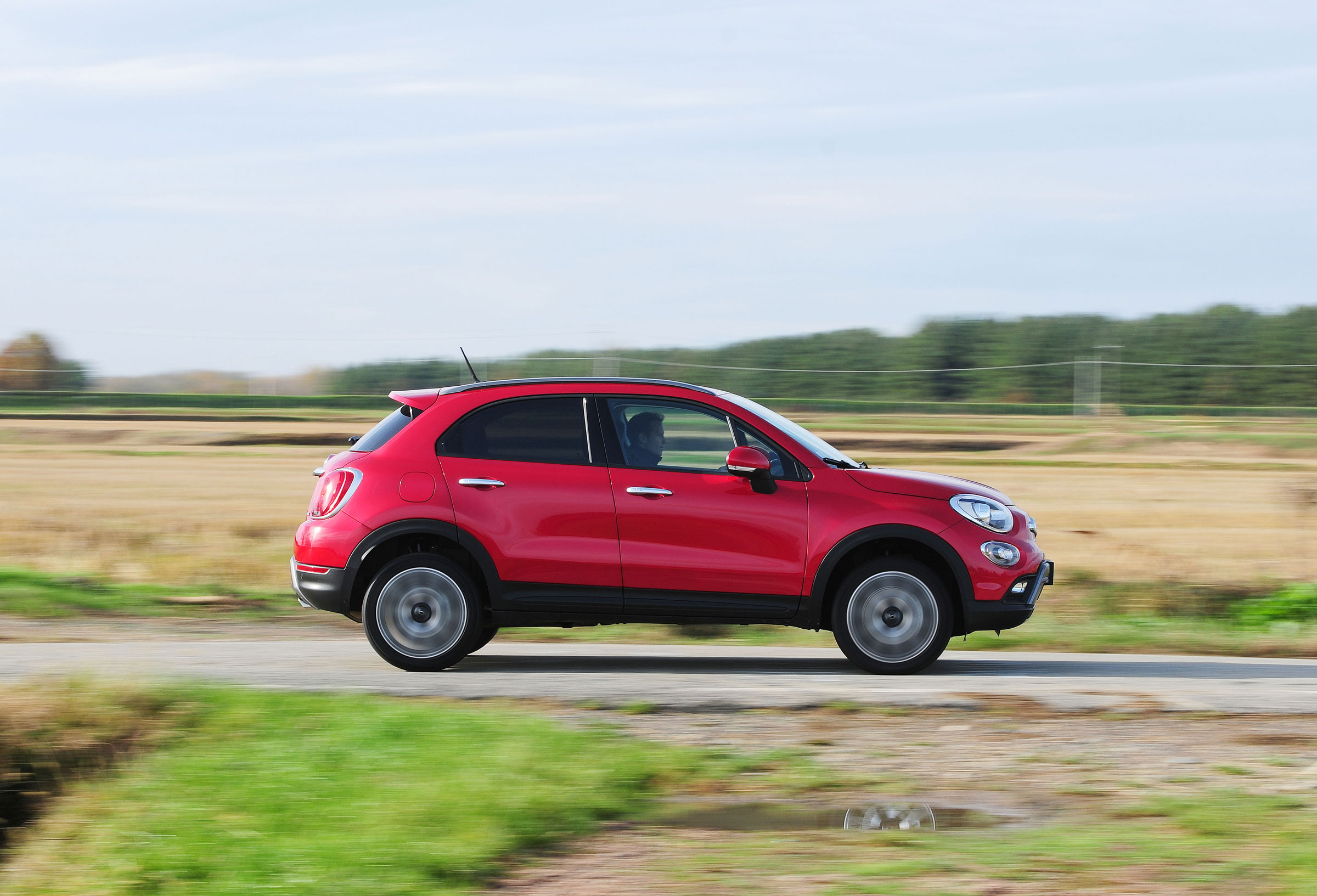 Fiat 500X - side