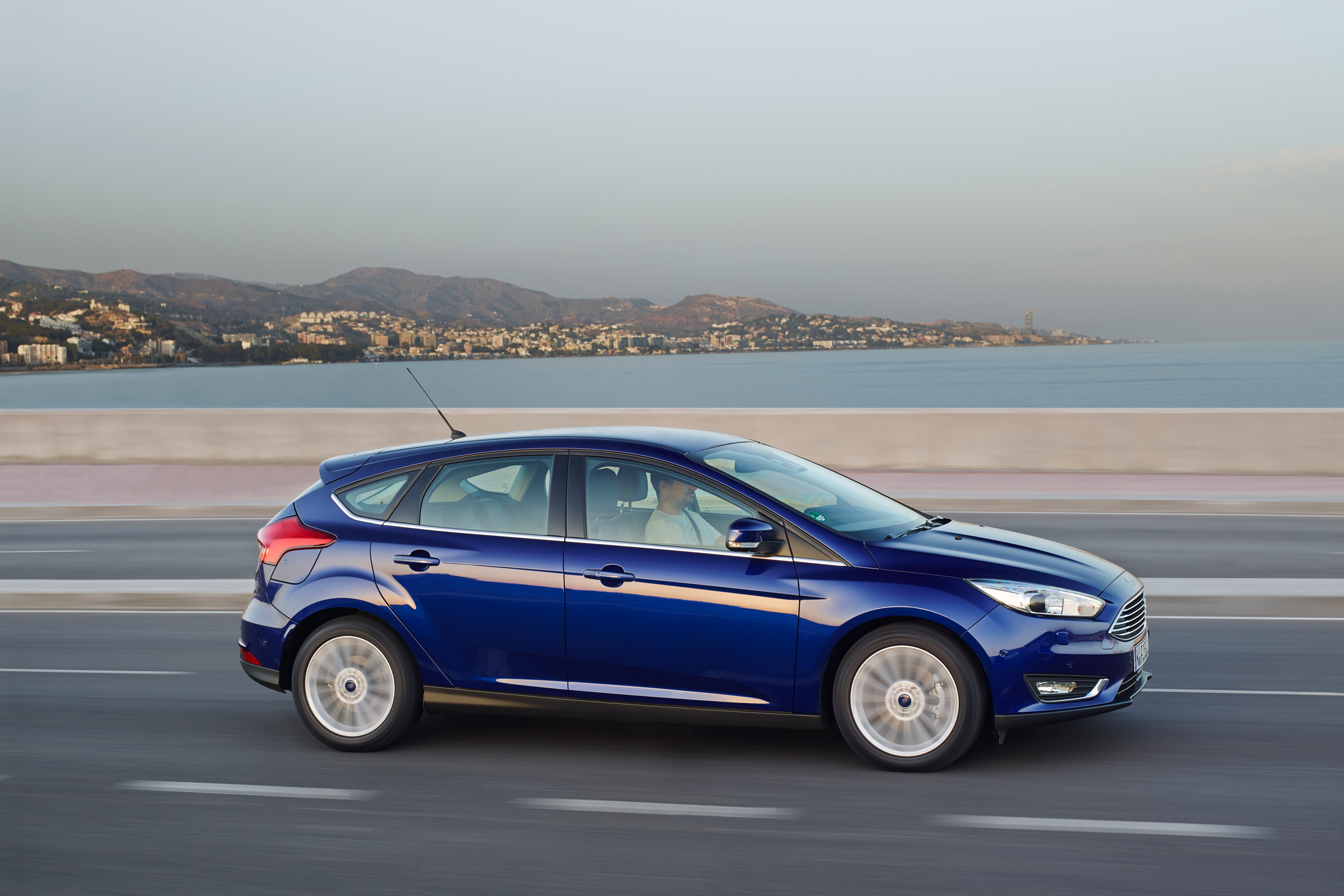 New Ford Focus 2014 side blue
