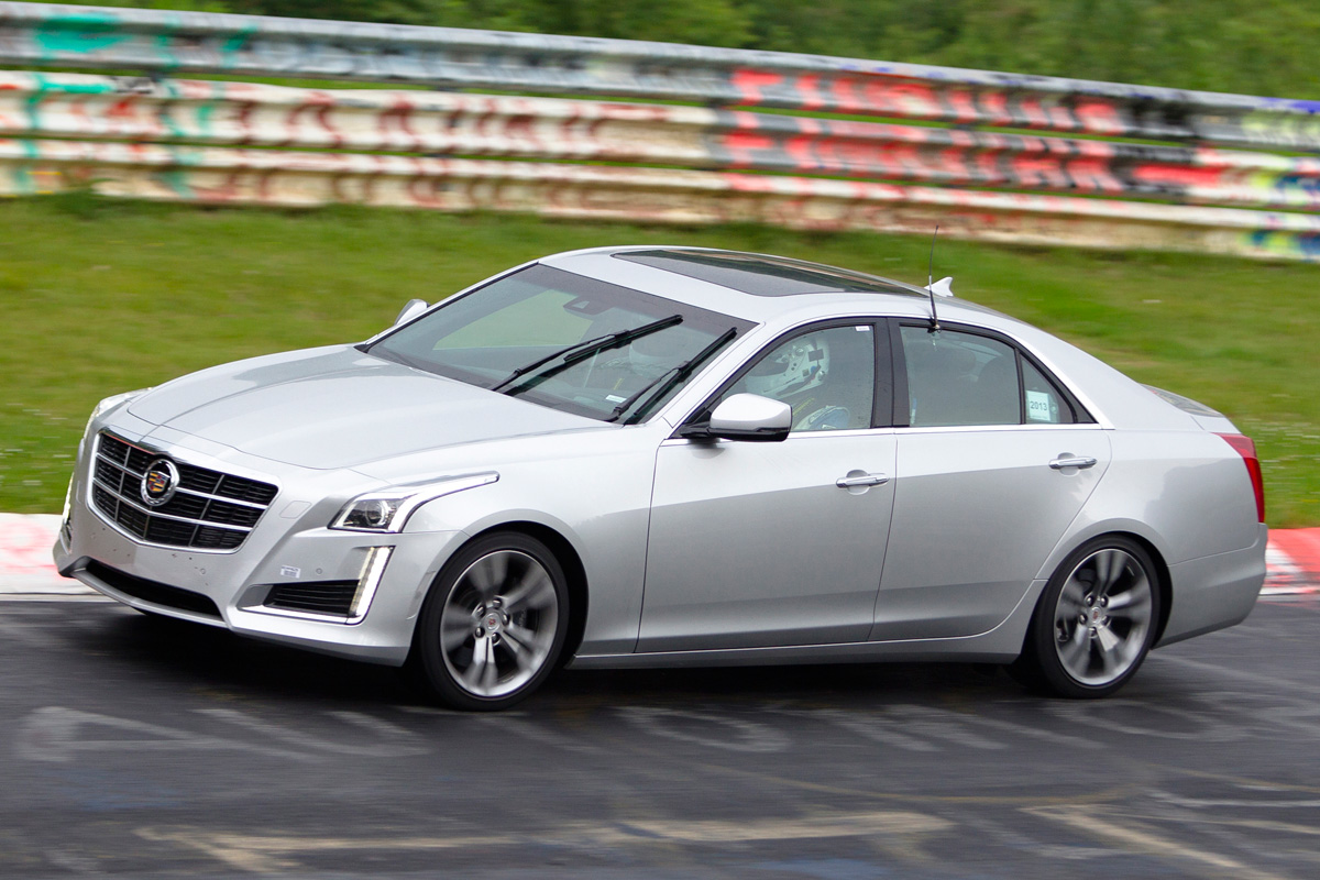 Cadillac CTS 2014 cornering 