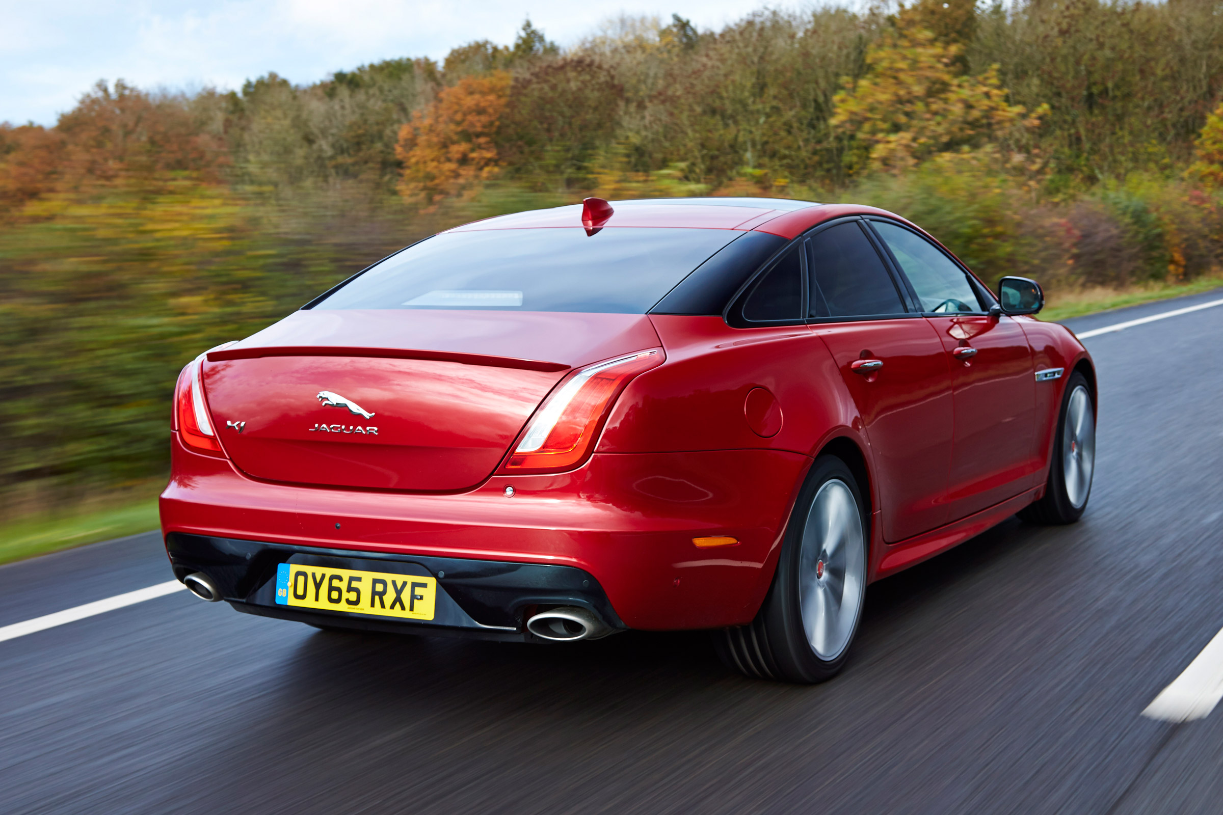 Jaguar XJ R-Sport 2015 rear