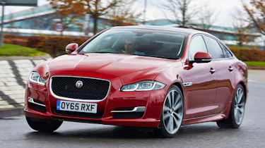 Jaguar XJ R-Sport 2015 action