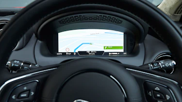 Jaguar XJ R-Sport 2015 dials