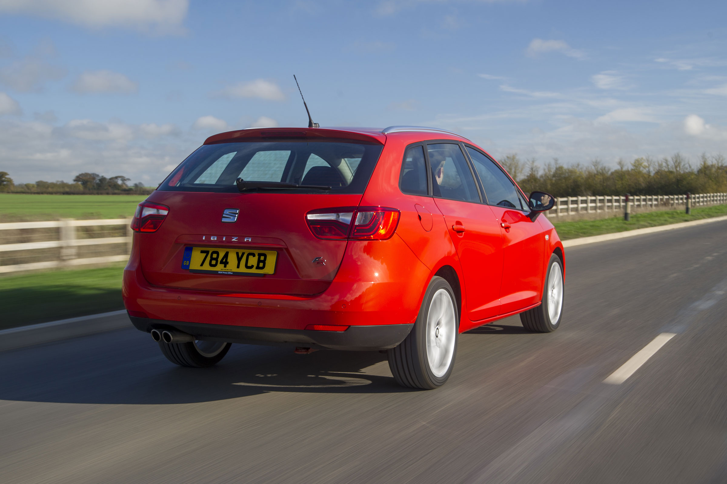 SEAT Ibiza ST rear tacking country