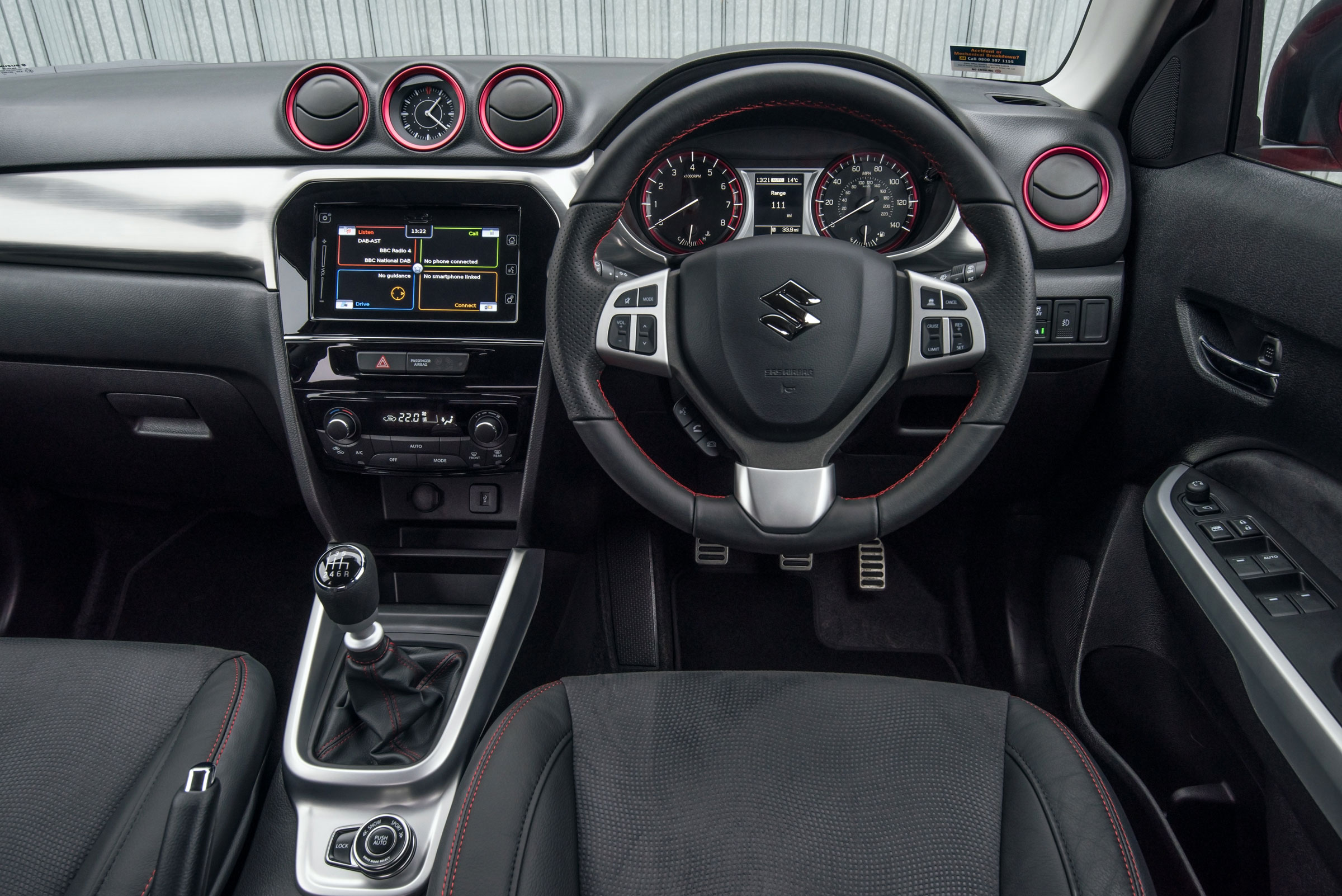 Suzuki Vitara S - interior