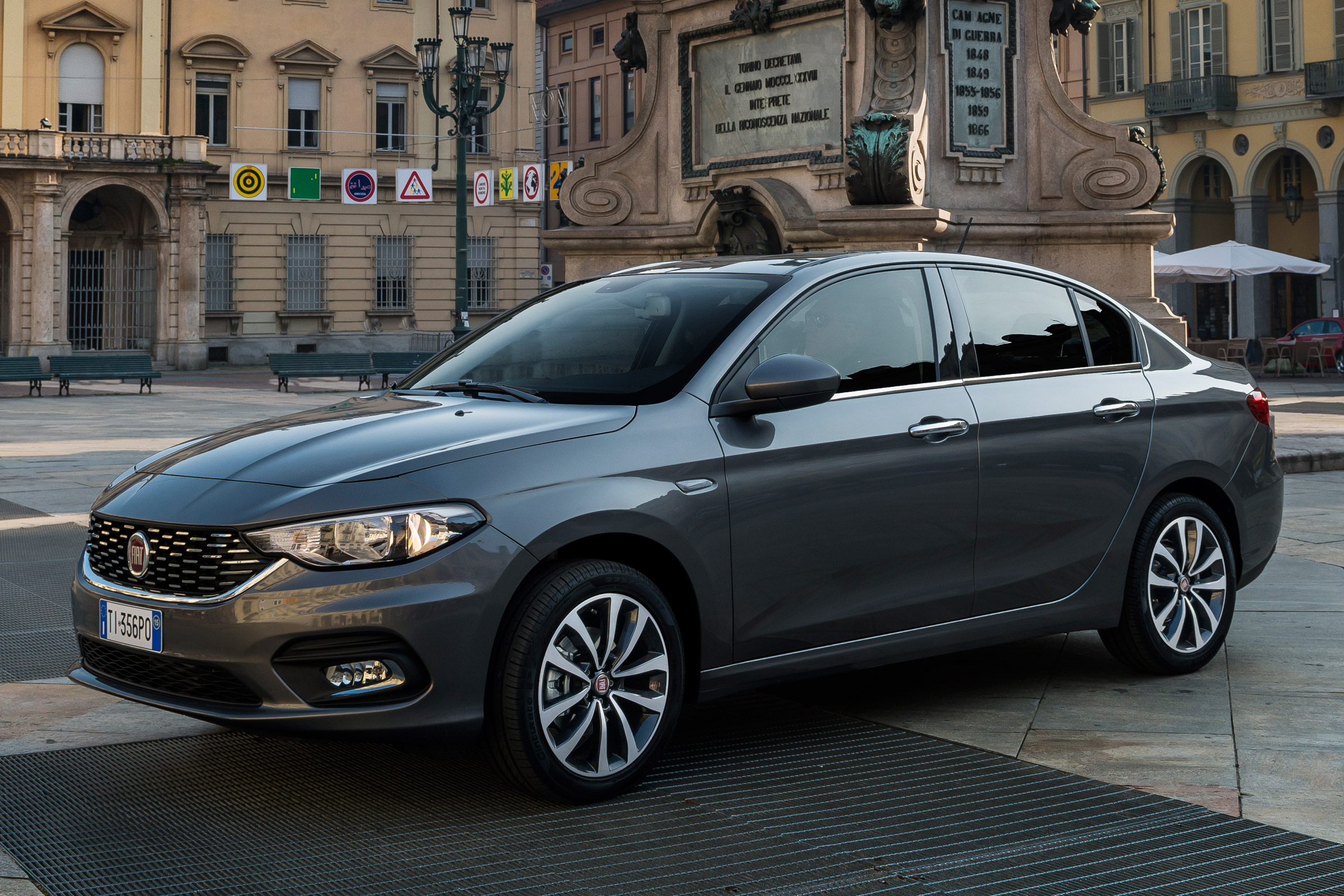 Fiat Tipo saloon front