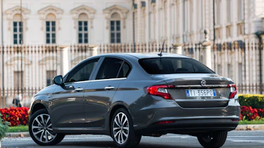Fiat Tipo saloon rear