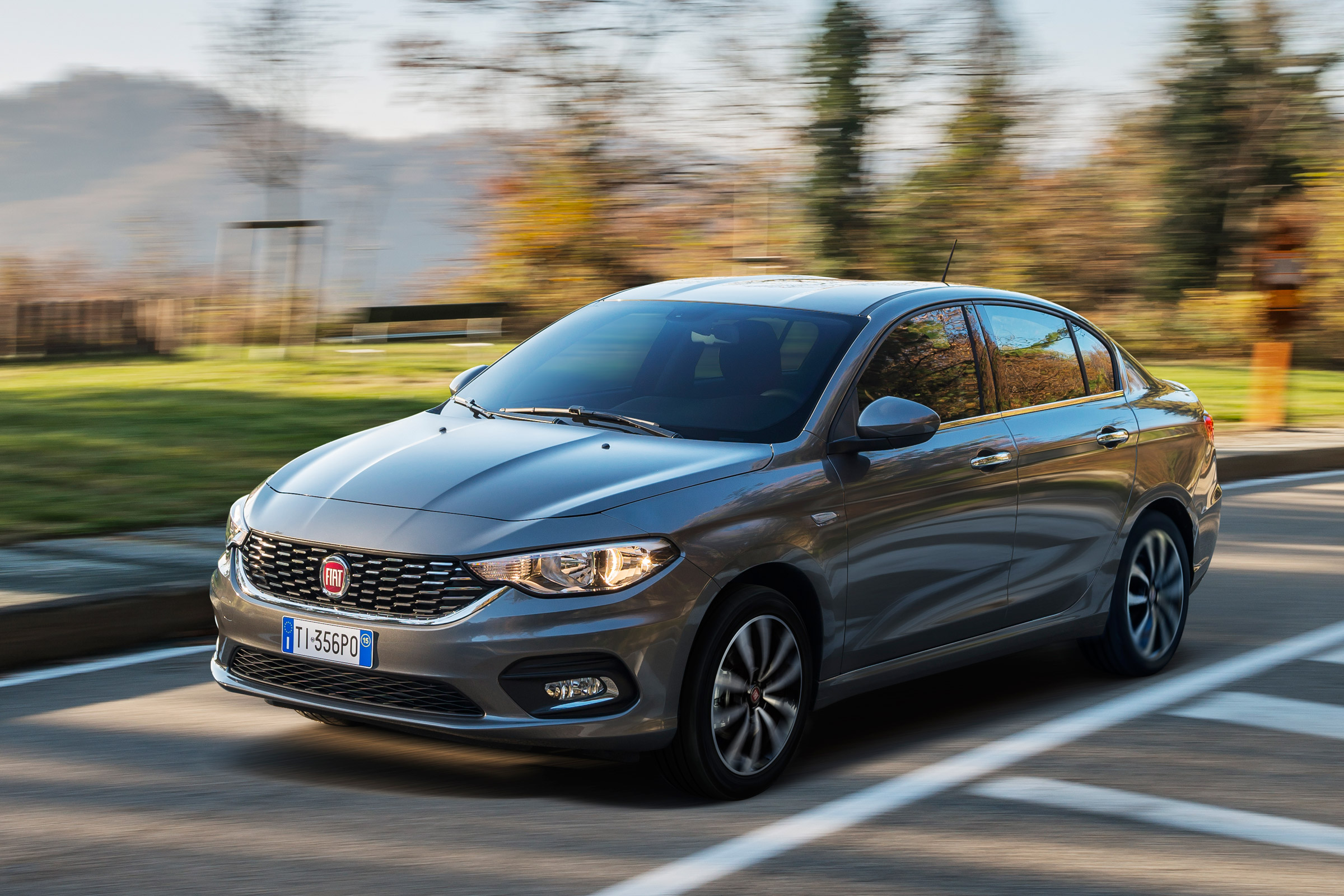 Fiat Tipo action