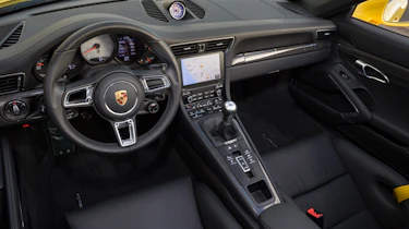 Porsche 911 Carrera S Cabriolet interior
