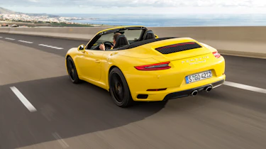 Porsche 911 Carrera S Cabriolet rear tracking