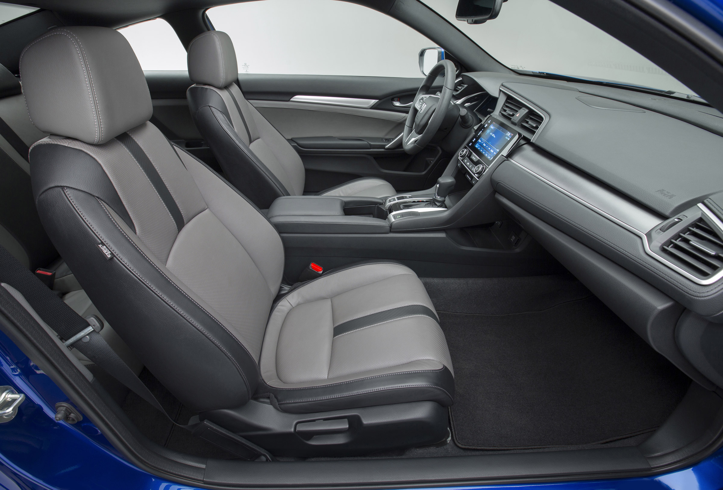 Honda Civic Coupe revealed - seats