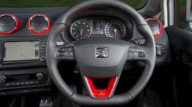 SEAT Ibiza ST steering wheel