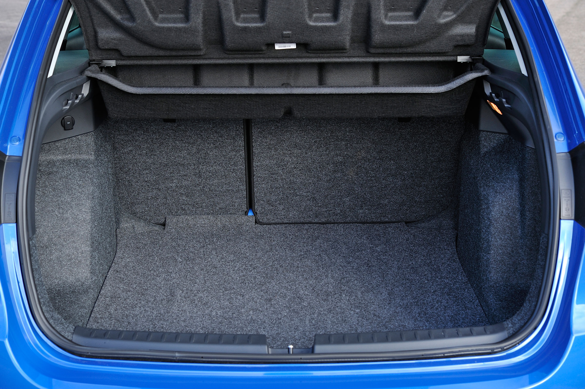 SEAT Ibiza ST boot