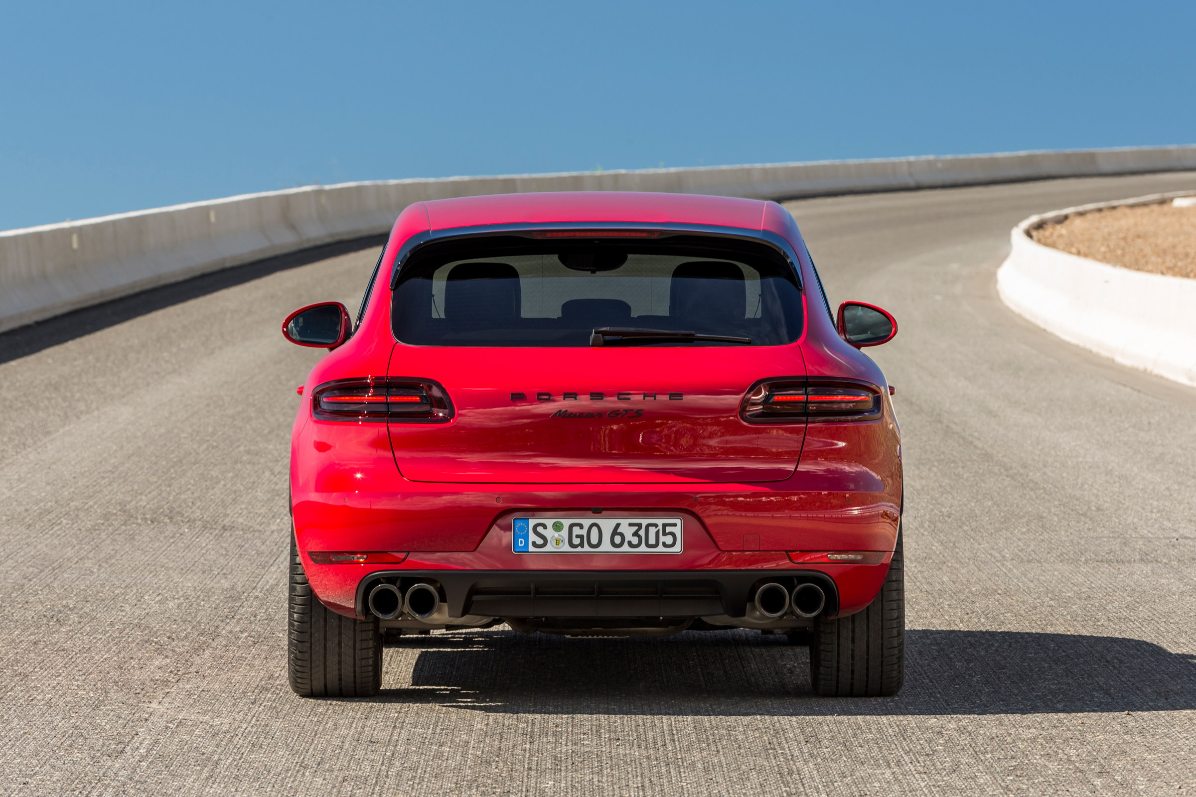 Porsche Macan GTS tail