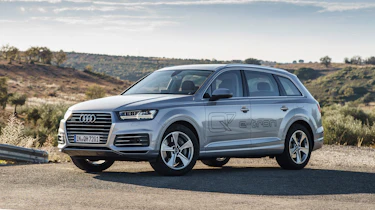 Audi Q7 e-tron 2015 front static