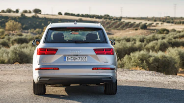 Audi Q7 e-tron 2015 tail