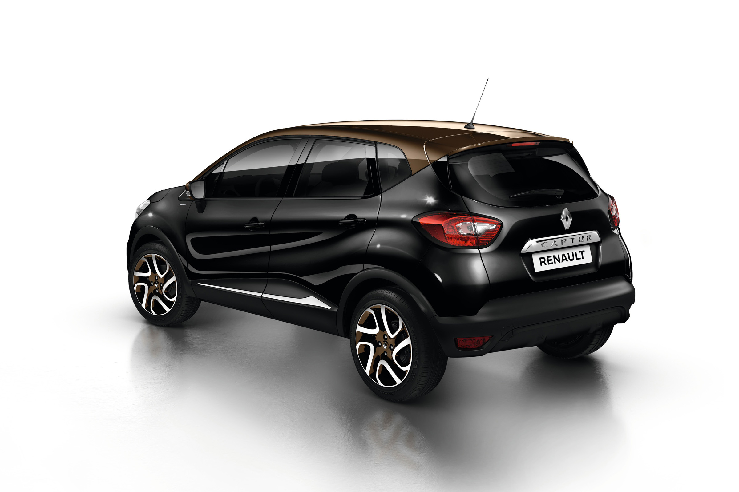 Renault Captur Iconic rear