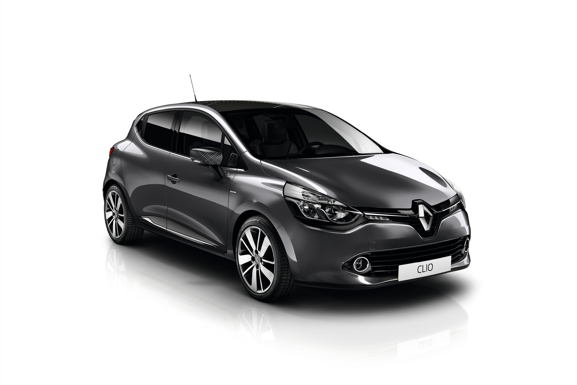Renault Captur Iconic front
